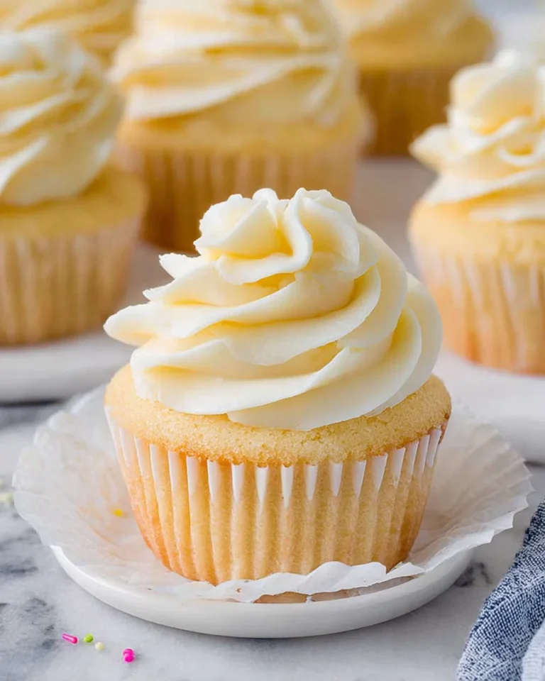 Classic Vanilla Cupcakes