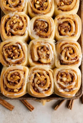 Apple Cinnamon Rolls
