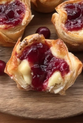 Three-ingredient Cranberry Brie Bites