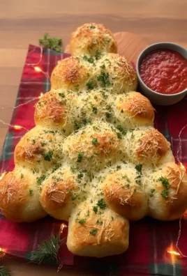 Christmas Tree Pull-Apart Bread