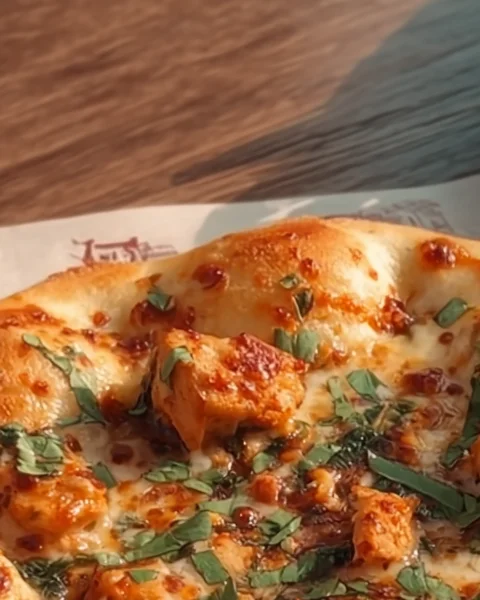 SOFT ALFREDO CHICKEN BREAD