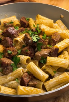 Garlic Butter Steak Rigatoni