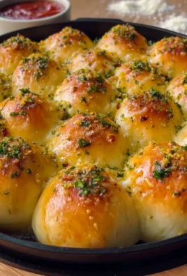 Cheese stuffed garlic bread balls