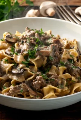 One Pan Ground Beef Stroganoff